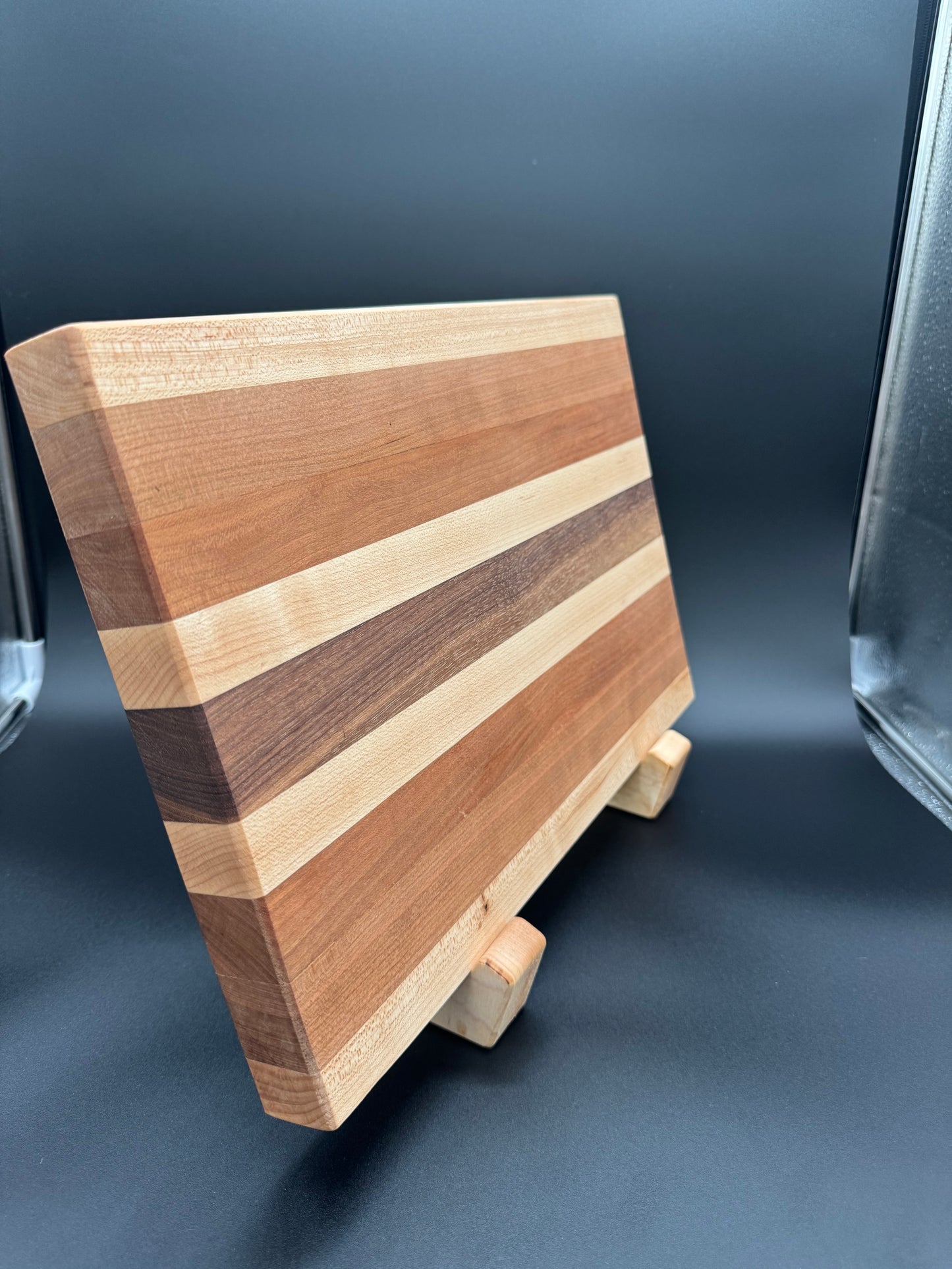 Heritage Edge Grain Cutting Board
