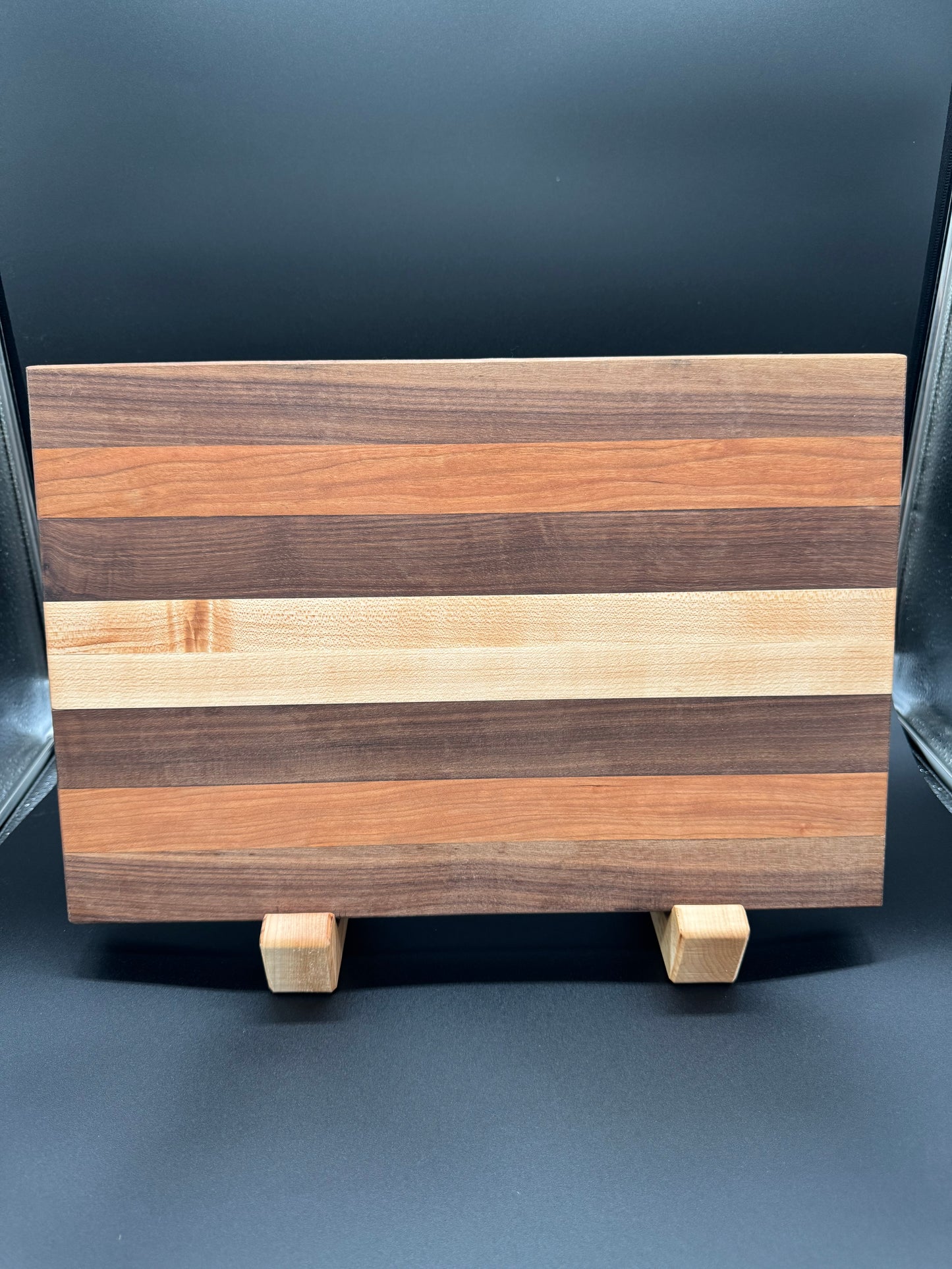 Heritage Edge Grain Cutting Board
