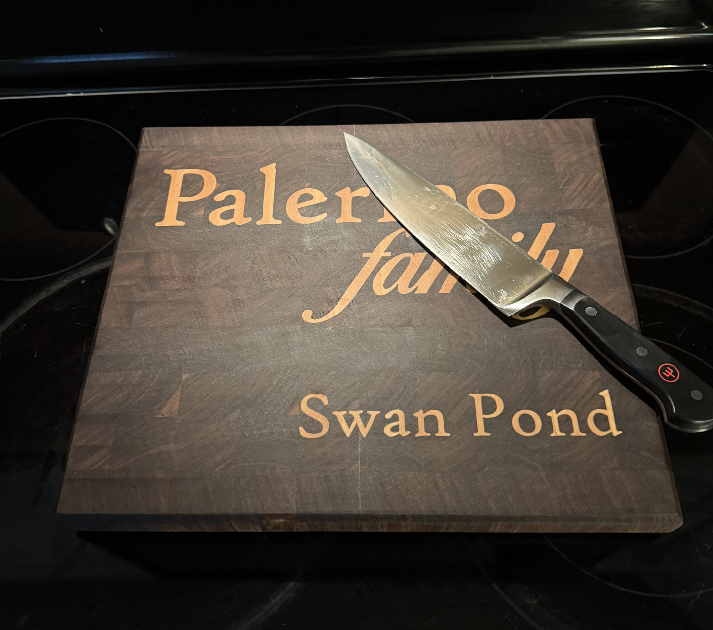 Walnut End Grain Cutting Board with Custom Maple Inlay